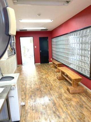 オクタワーズ松山道後のランドリースペース