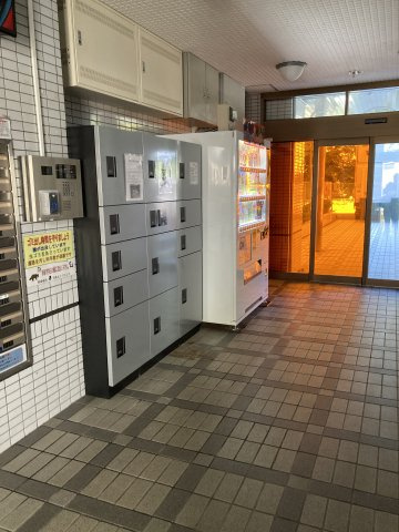 オクタワーズ松山道後のエントランス