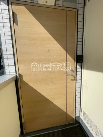 ミライズ南千住の玄関