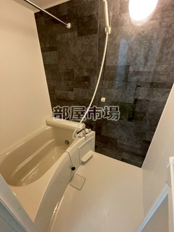 ミライズ南千住の浴室