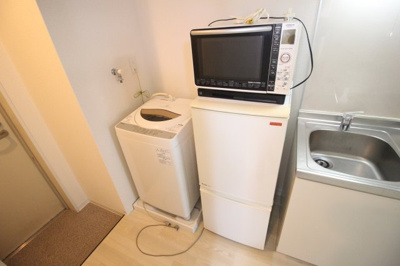 【設備】 | クリスタル昭和 | 冷蔵庫　オーブンレンジ付き