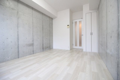 【寝室】 | クリスタル昭和 | 洋室7帖　オシャレな内装