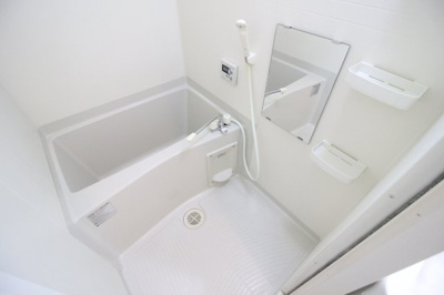 【浴室】 | クリスタル昭和 | 浴室乾燥機付きの浴室