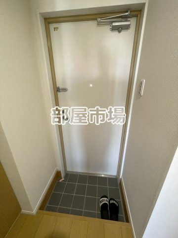 ミライズ南千住の玄関