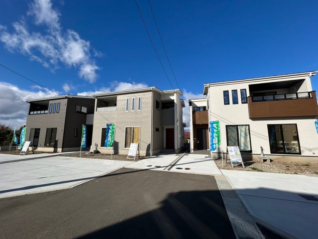 新築戸建　長野市松代町東条の前面道路含む現地写真