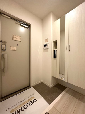 【玄関】 | D-room旗塚通