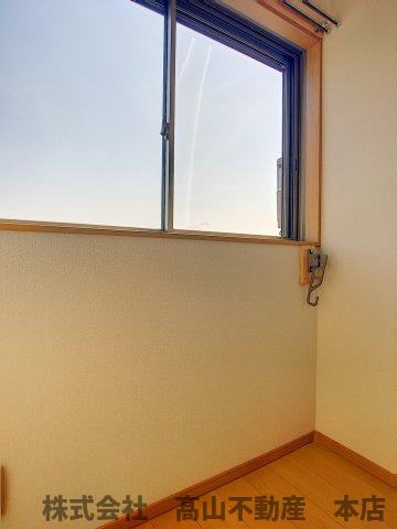 ロイヤルハウス赤間のバルコニー