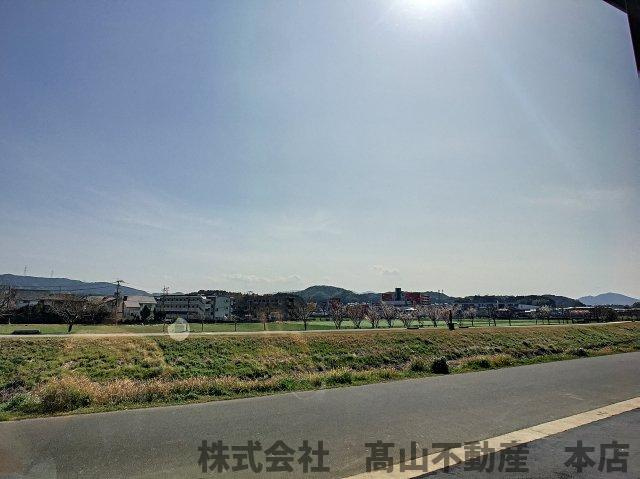 ロイヤルハウス赤間の展望