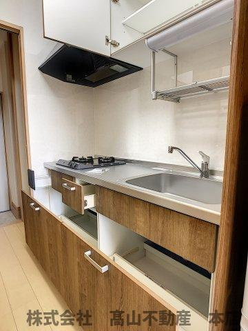 ロイヤルハウス赤間のキッチン