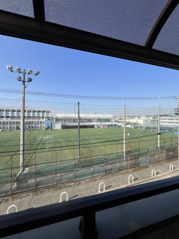若江西新町４丁目中古戸建の展望|ベランダからの眺めは建物もなくスッキリとしています！