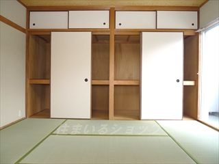 広島市安佐北区落合２丁目の賃貸マンションの収納