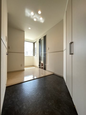 【玄関】 | ロイヤルパークス桃坂 | ロイヤルパークス桃坂　玄関
