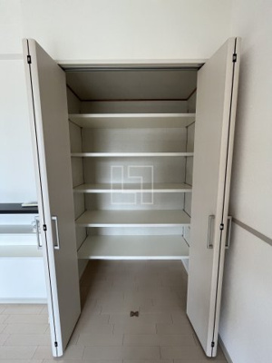 【収納】 | ロイヤルパークス桃坂 | ロイヤルパークス桃坂　物入