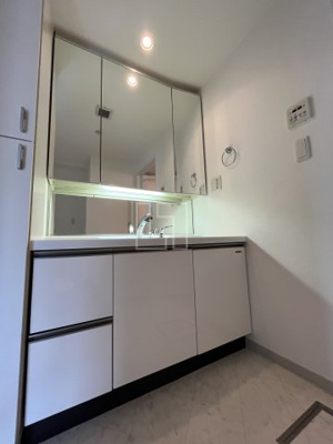 【独立洗面台】 | ロイヤルパークス桃坂 | ロイヤルパークス桃坂　独立洗面台