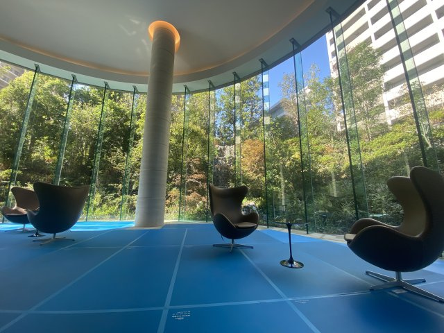 リバーガーデンタワー上町台筆ヶ崎のロビー