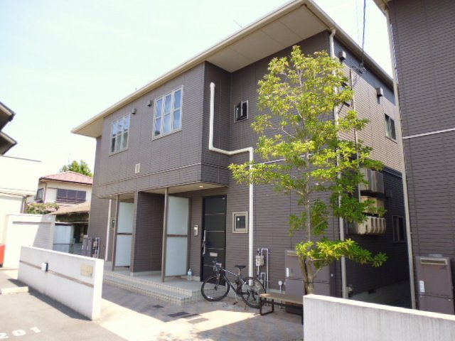 倉敷市中畝４丁目のアパートの外観