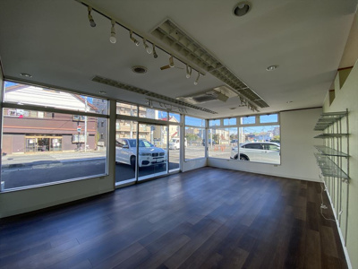 【内装】 | 川根店舗