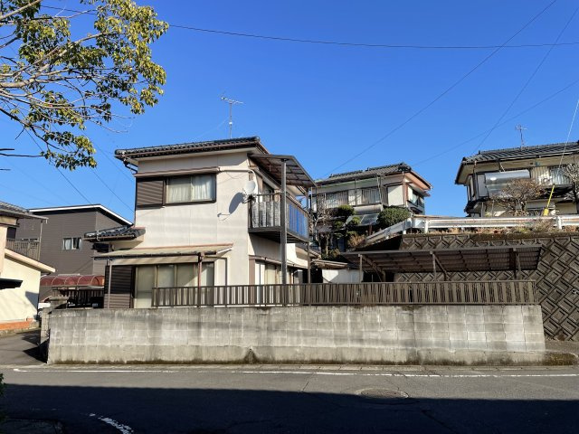 鹿児島市向陽二丁目戸建ての外観|鹿児島市向陽二丁目所在の木造2階建てです。