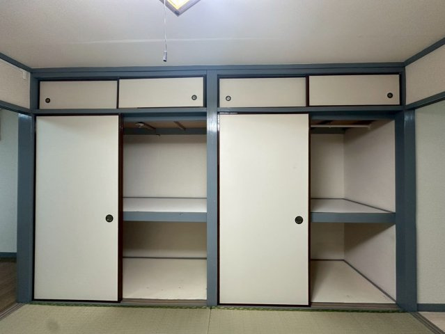 富士見ビルの収納