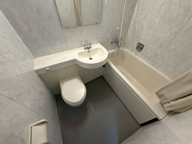 富士見ビルの浴室