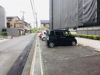 【駐車場】