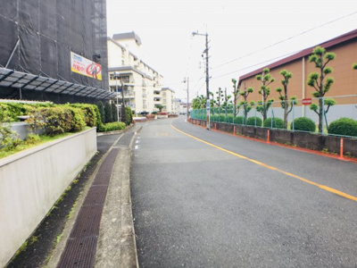 【周辺】 | 千里丘ビューハイツ | 前面道路