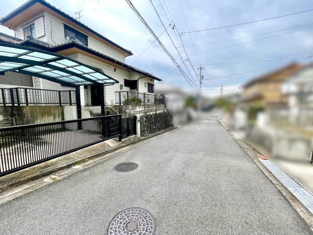 日進市五色園三丁目土地の前面道路含む現地写真