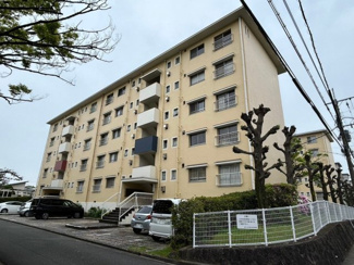 【外観】 | 近隣にはスーパーもあり生活環境も良好です。楽器OKなので仕事や趣味で楽器を使われる方におススメです！