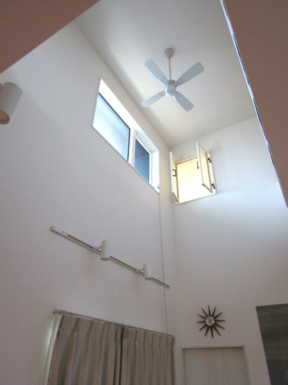 【内装】 | 【ZEH住宅】南アルプス市桃園 | リビング吹き抜け