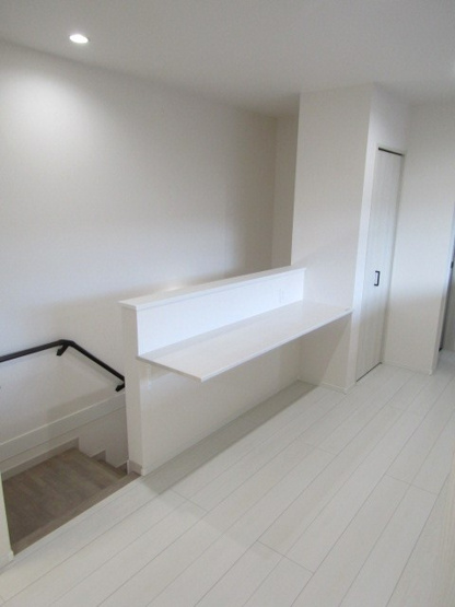 【その他共用部分】 | 【ZEH住宅】南アルプス市桃園 | 2階廊下