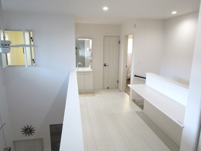 【内装】 | 【ZEH住宅】南アルプス市桃園 | 2階廊下スペース