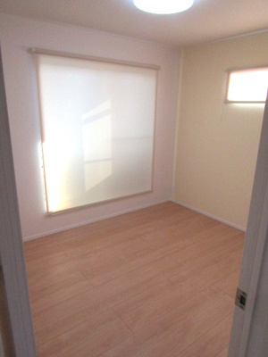 【洋室】 | 【ZEH住宅】南アルプス市桃園 | 広々とした洋室です