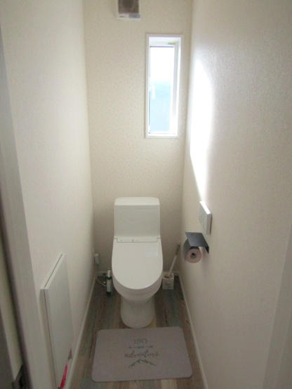 【トイレ】 | 【ZEH住宅】南アルプス市桃園 | 2階トイレ　とてもきれいです