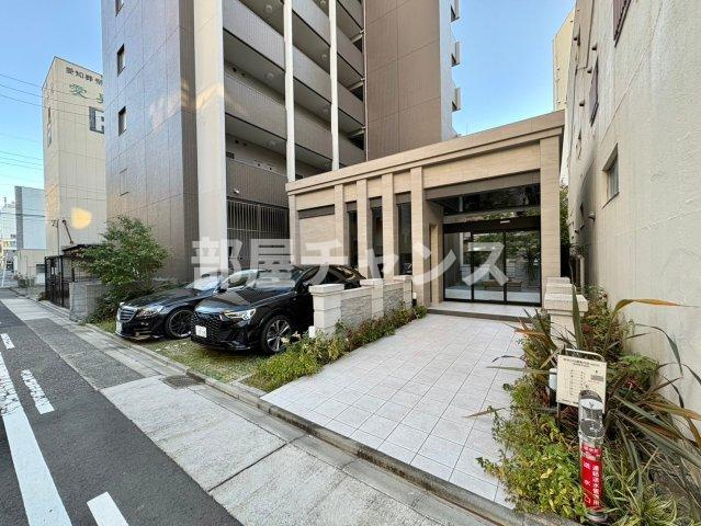 シャルマンソワレ名駅のエントランス