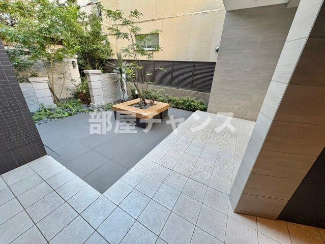 シャルマンソワレ名駅のロビー