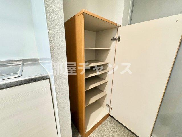 ヴェッセル幅下の収納