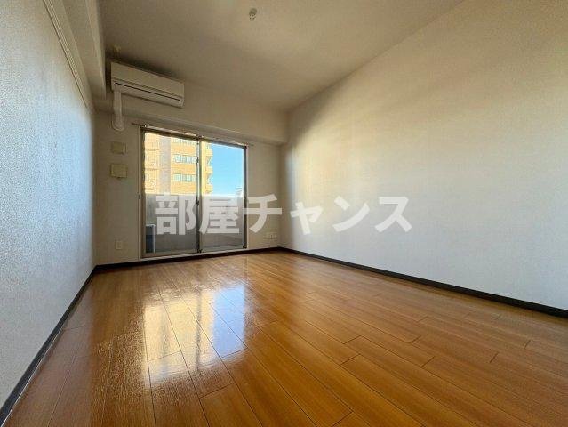 ヴェッセル幅下の居間・リビング