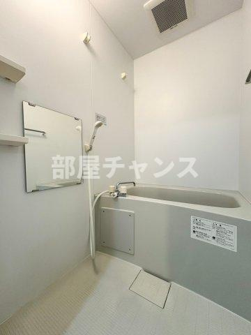 ヴェッセル幅下の浴室