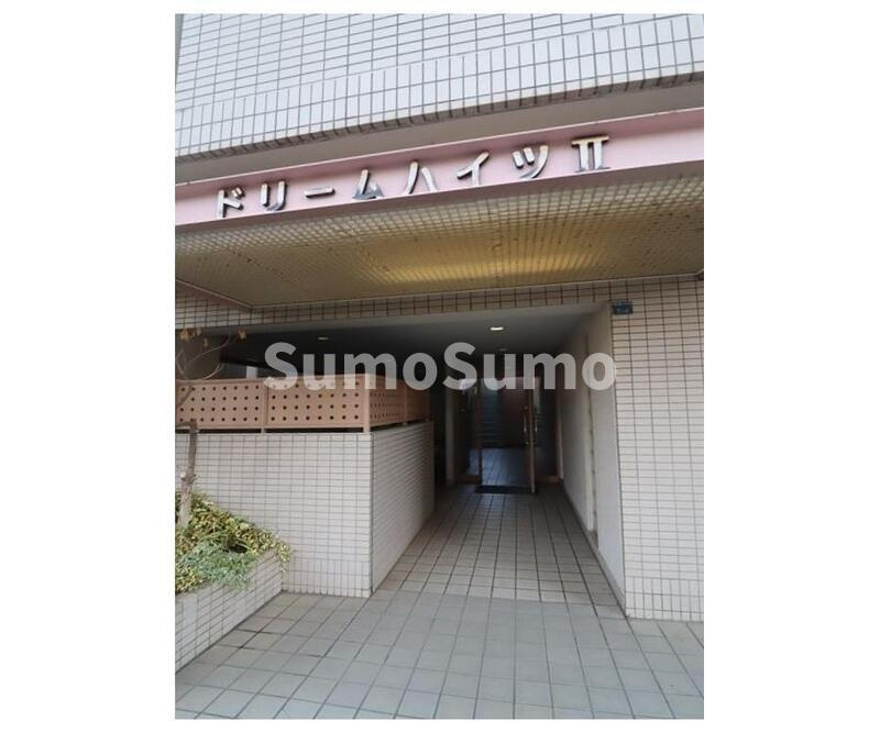 神戸市東灘区御影塚町４丁目の賃貸マンションのエントランス