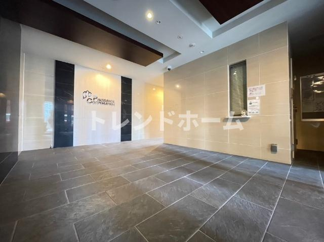 プレサンス北堀江のエントランス|選べる家電プランあり！！