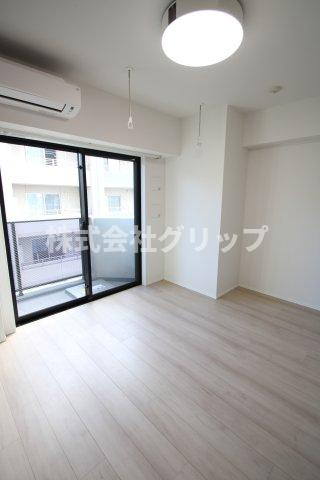 LUMEED横濱戸部の洋室