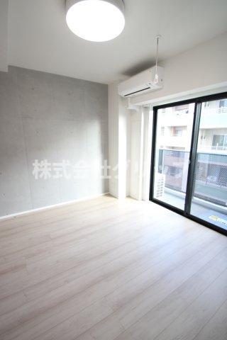 LUMEED横濱戸部の洋室