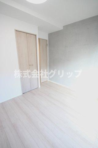 LUMEED横濱戸部の洋室