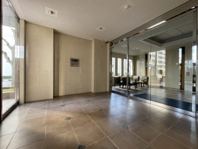 エバーライフ羽犬塚弐番館のエントランス