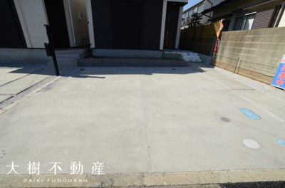 【駐車場】 | 海老名市国分寺台１丁目　新築戸建て　全2棟【仲介手数料無料】