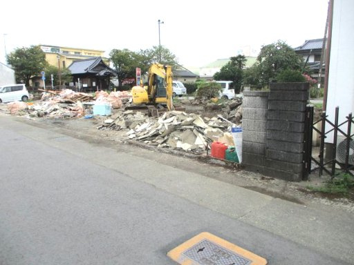 菊池市隈府　売土地の外観|[建物解体工事中]