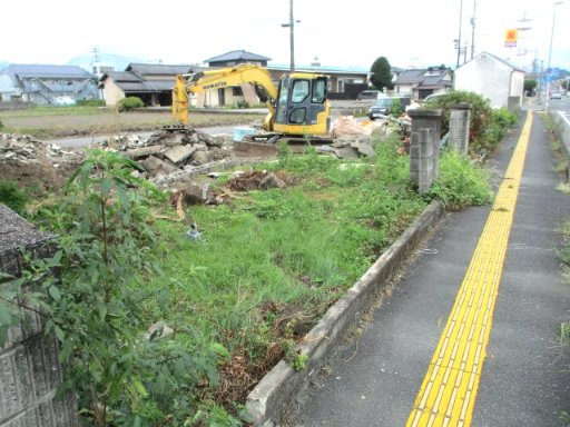 菊池市隈府　売土地の周辺|[建物解体工事中]
