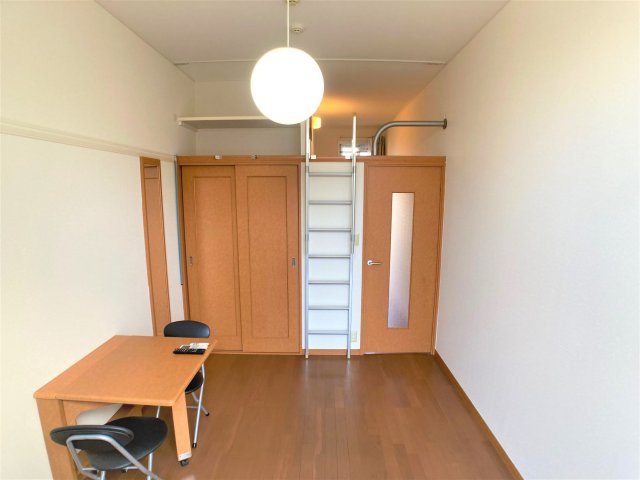 【寝室】 | 設備・仕様は号室により異なる為、現況を優先致します。