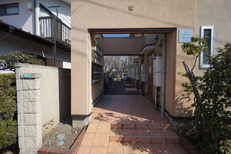 ラメゾンフローリ のエントランス