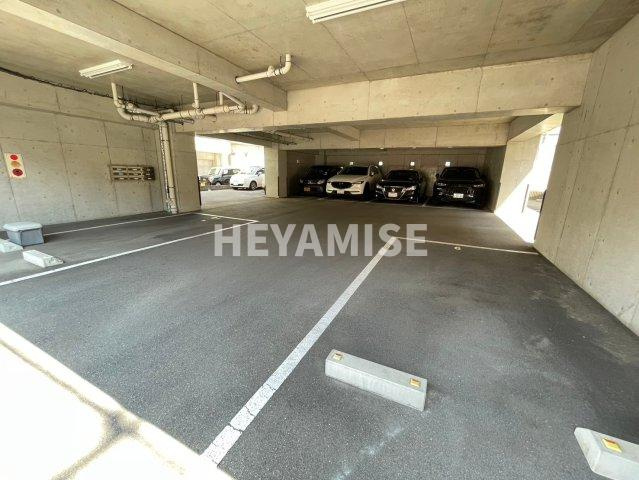 Grazie西時津の駐車場